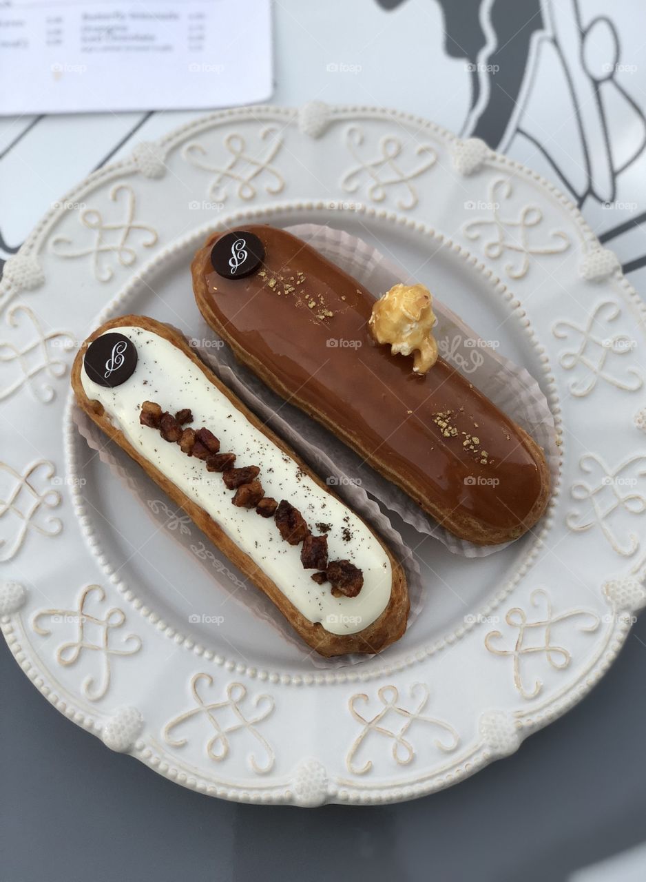 Eclairs