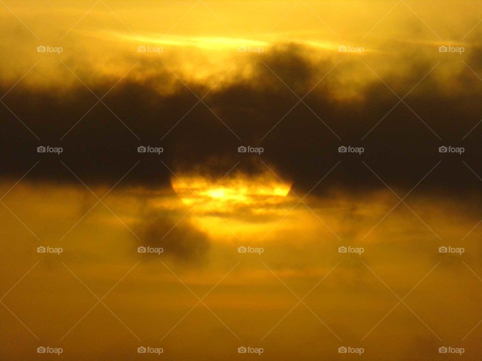 Wolke verdeckt die Sonne