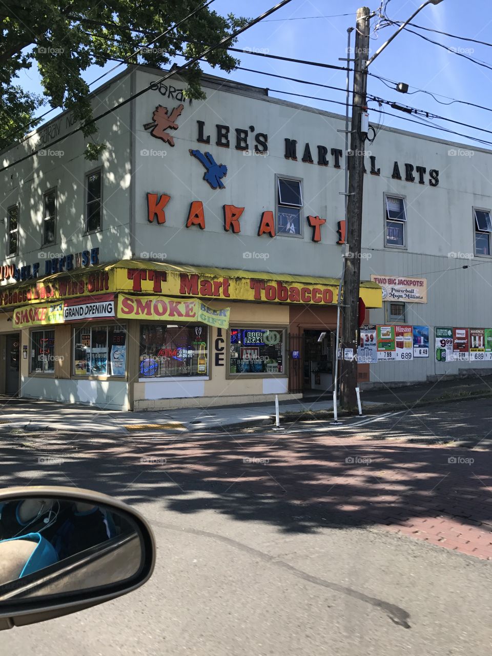 Bruce Lee offshoot gym for martial arts