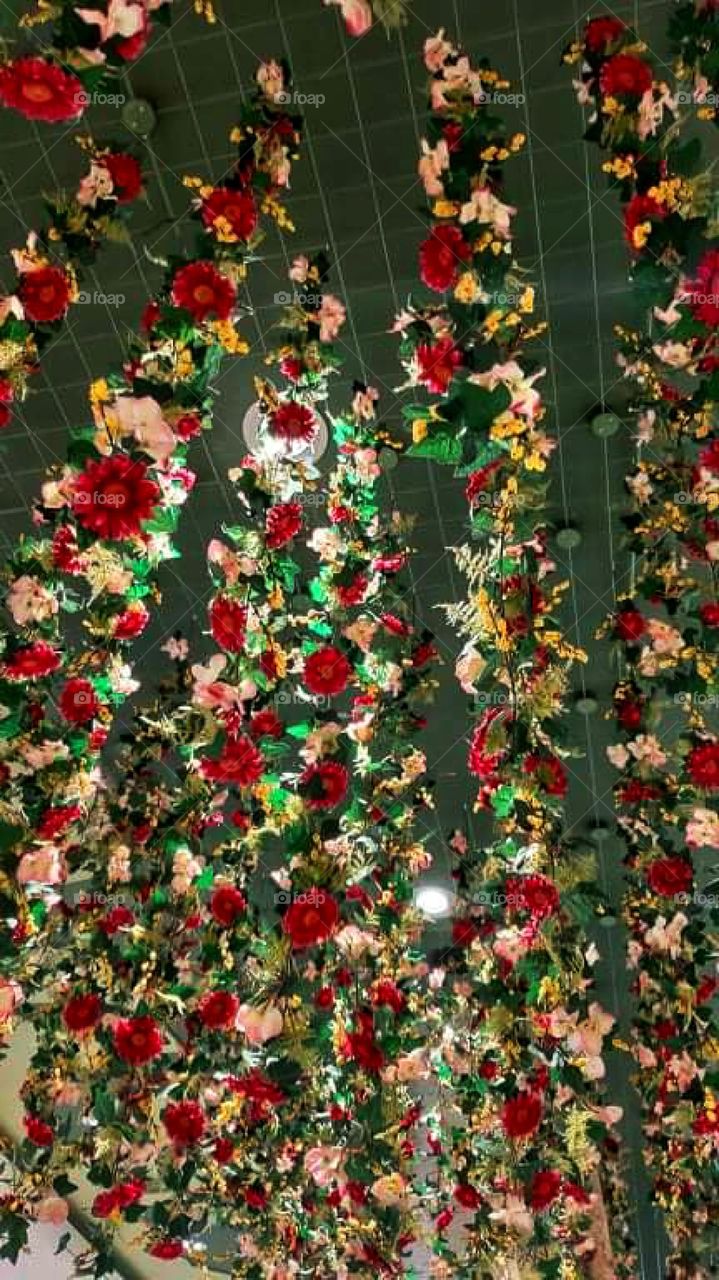 Rain of artificial flowers