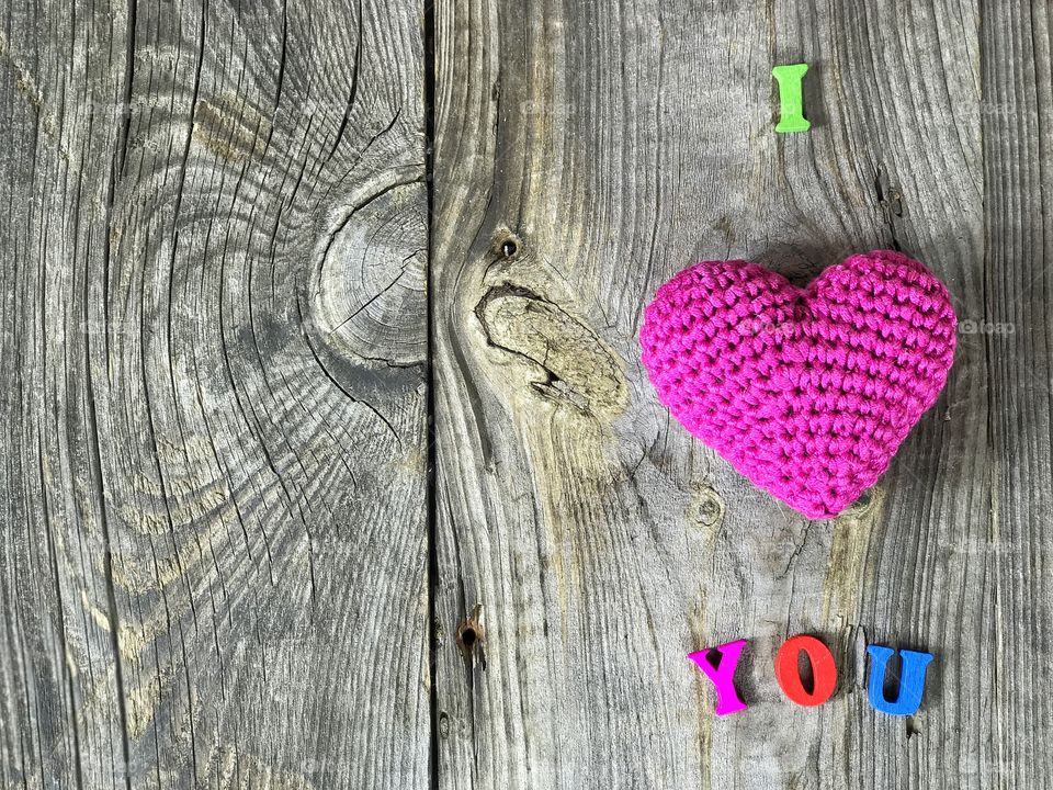 Knitting small heart 