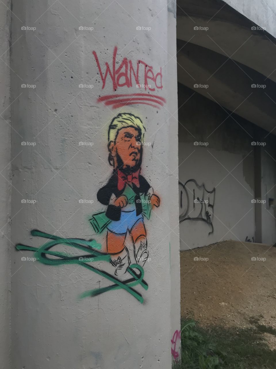 trump graffiti 