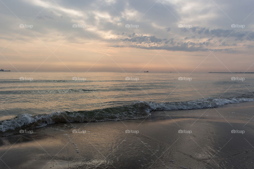 • Seascape Gdansk  ⛅
• Summer  💫
• Sunrise  🔆
• 2172019  ♥