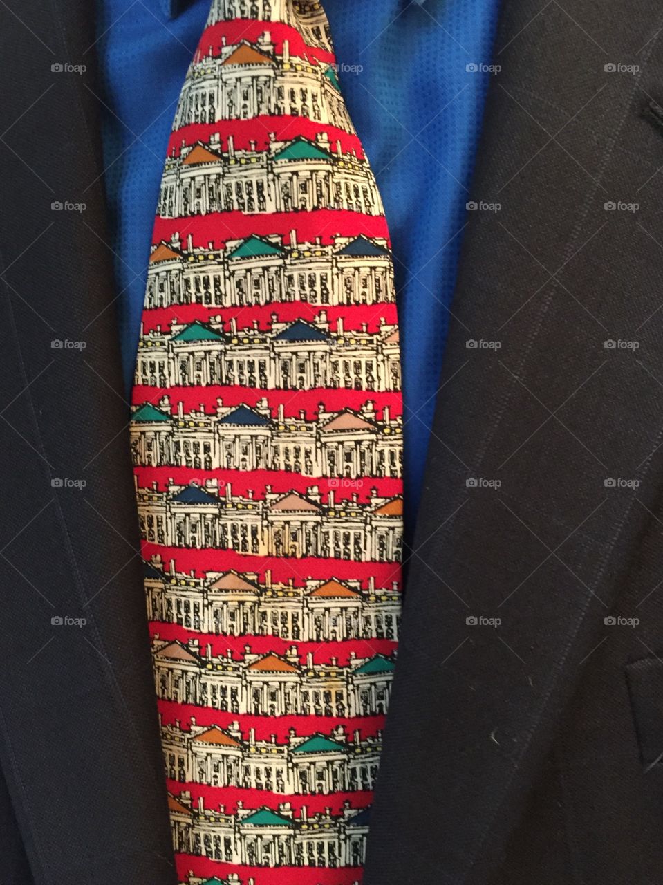 Friends White House tie