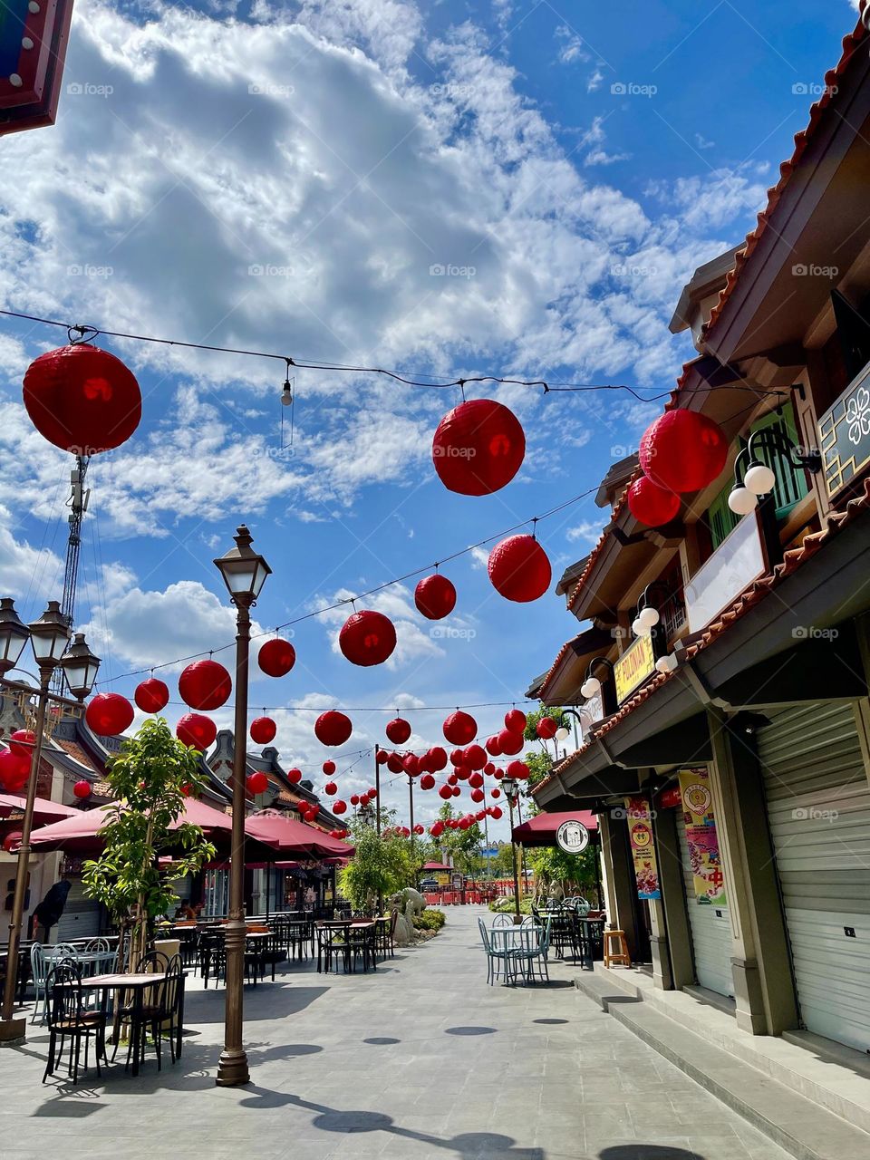Lampion at the market during daytime with beautiful vibes