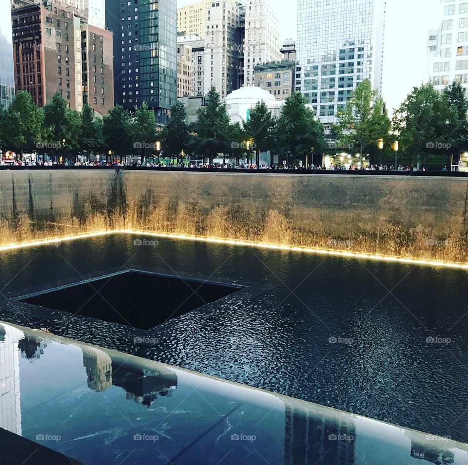 9/11 memorial pool NY