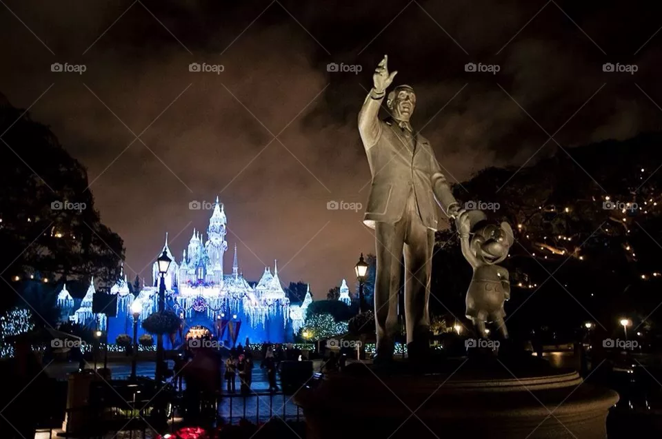 Walt Disney 