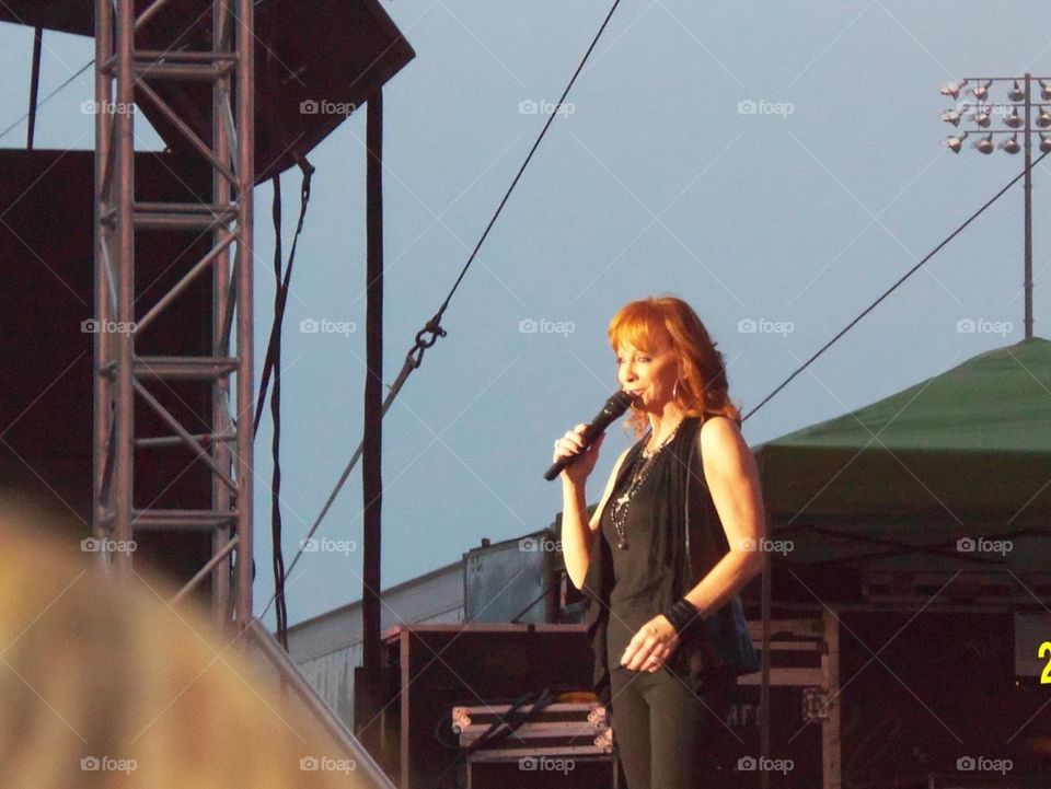 Country singer Reba McEntire