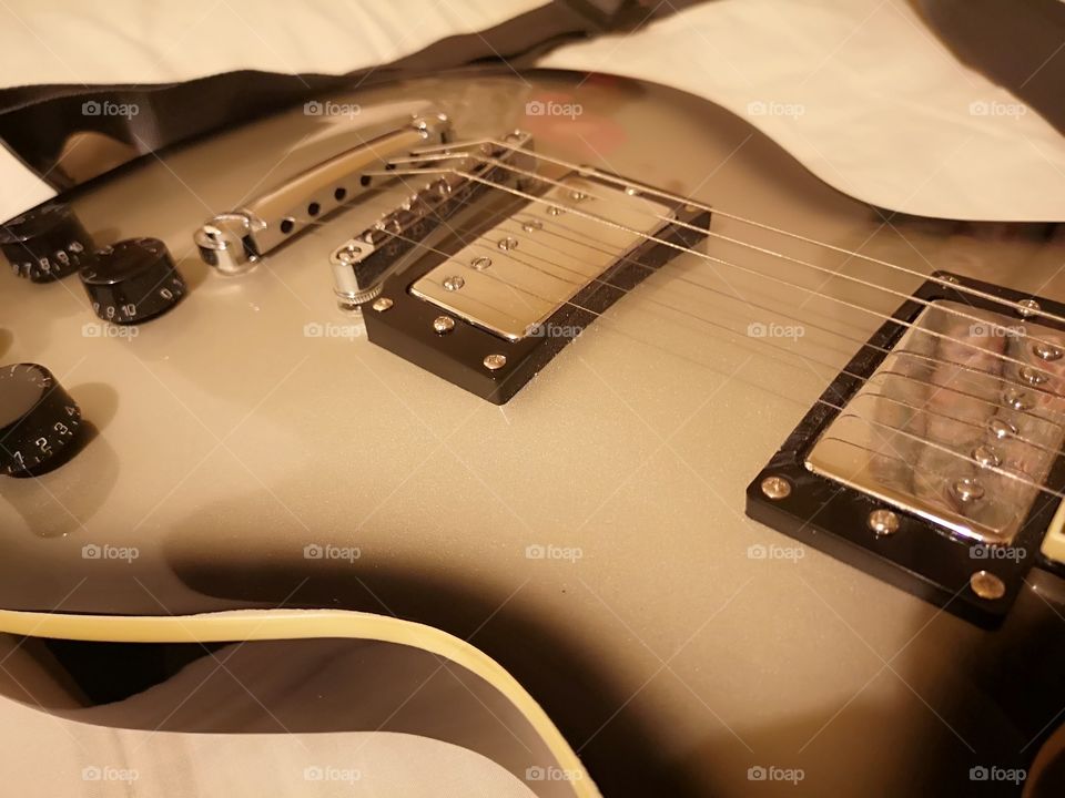Electric Guitar color Grey