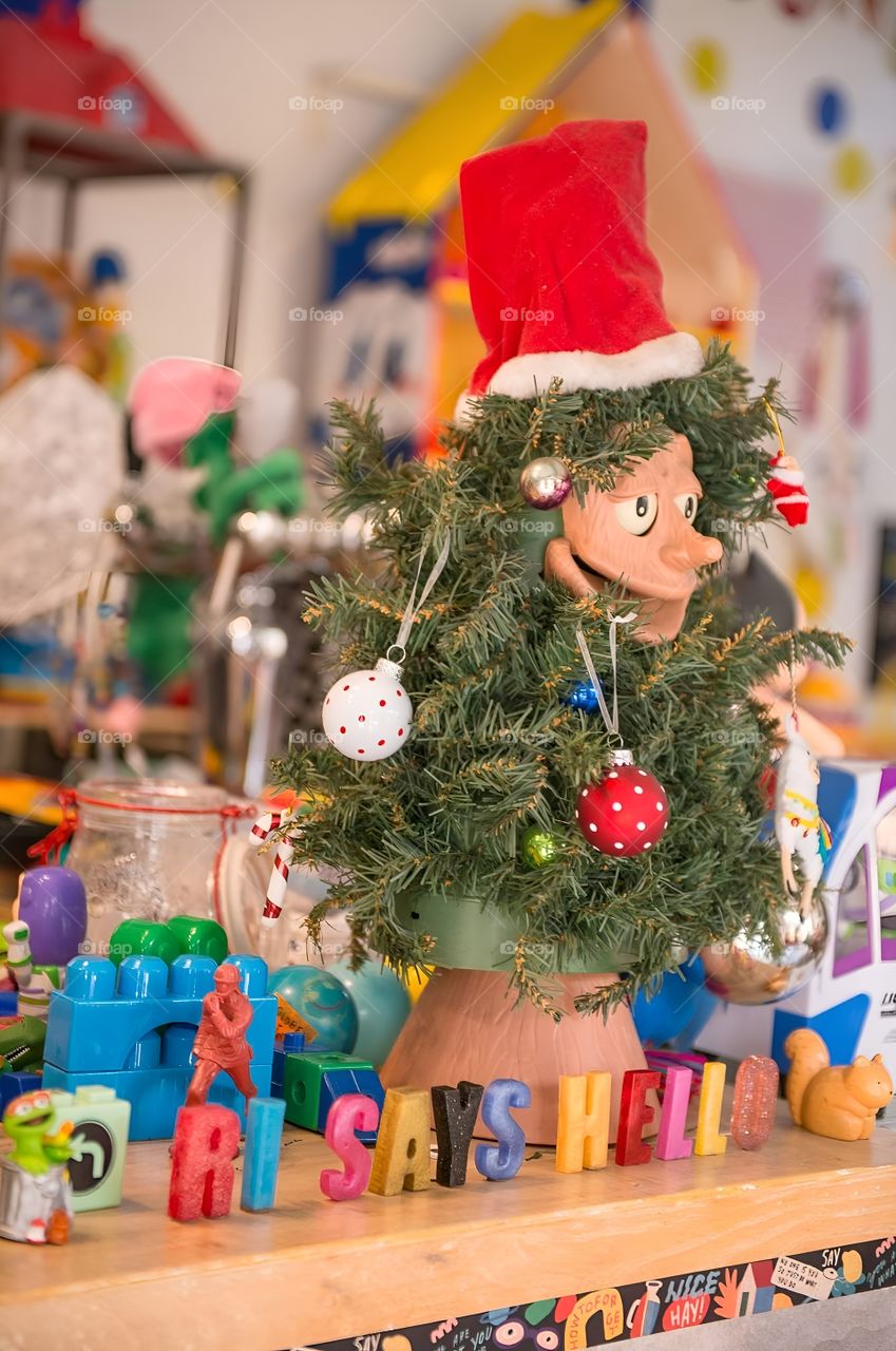 Cool Christmas tree said hello wallpaper