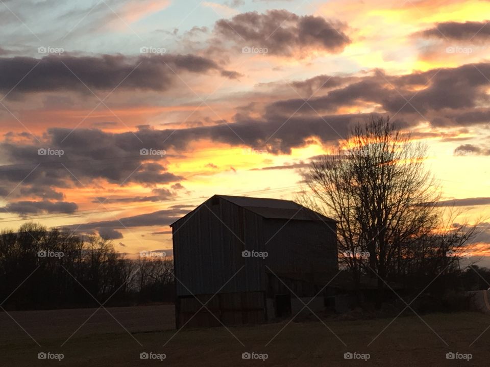 Barns n sunsets