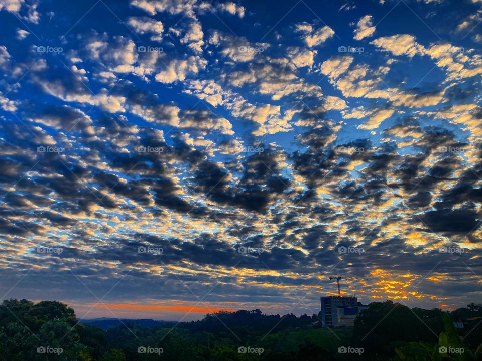 🌇🇺🇸 An extremely beautiful sunset in Jundiaí, interior of Brazil. Cheer the nature! / 🇧🇷 Um entardecer extremamente bonito em Jundiaí, interior do Brasil. Viva a natureza! 