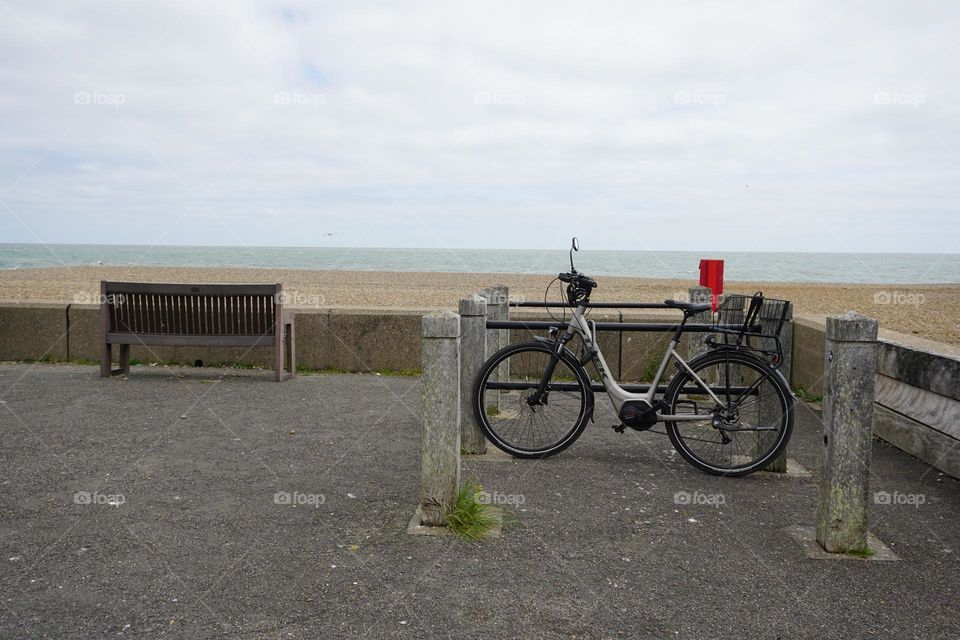 One lonely looking bicycle 🚲