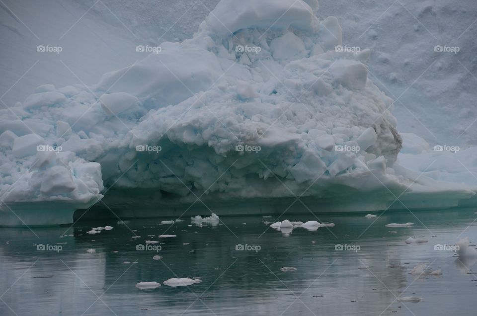 Midnight Sun Sailing Greenland