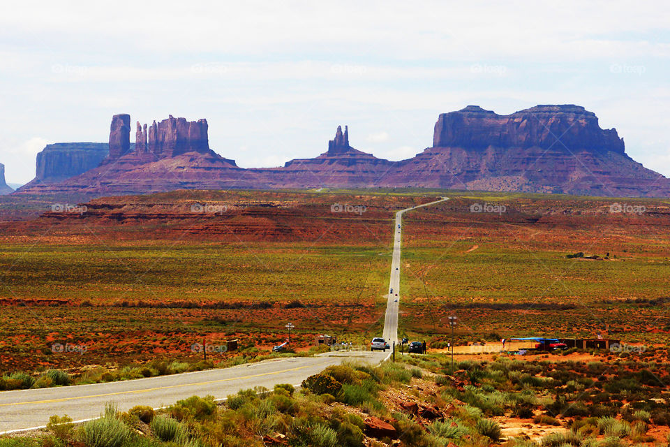 The I163
The famous street toward the monument valley tribal park,Utah
