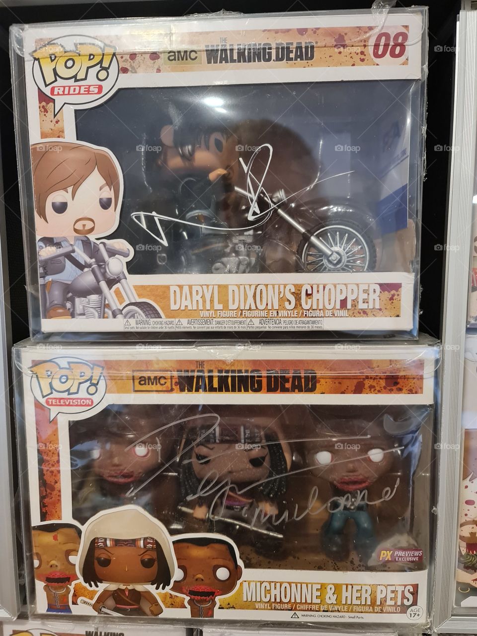 Pop! vinyl Funko Walking dead "Daryl" & Michonne Signed Funko Pop Vinyl Figures