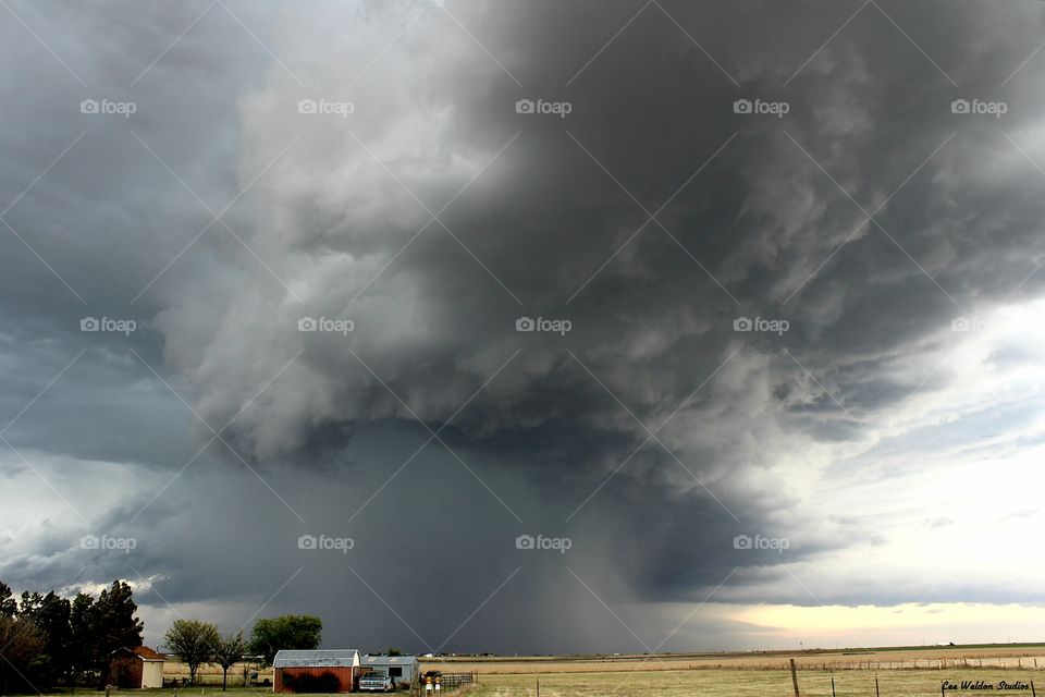 Rain on the. High Plains . storm dropped 6 to 8 inches of hail and averaged 3 inches of rain.