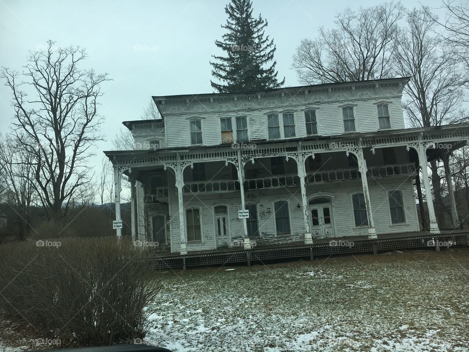 An old abandoned house