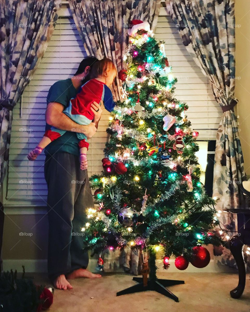 Dad and daughter Christmas fun 