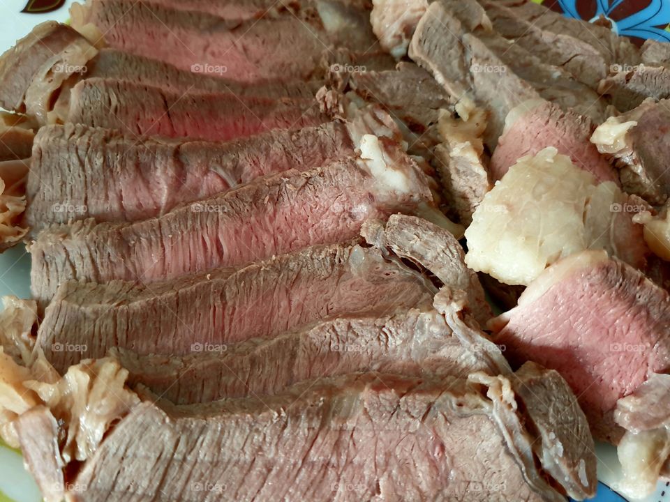 medium rare beef cut for dinner