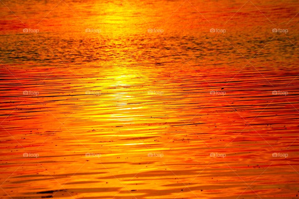 Sunset lake reflection 