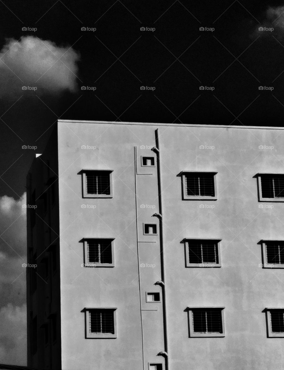 architecture is a visual art and the buildings speak for themselves...🏬