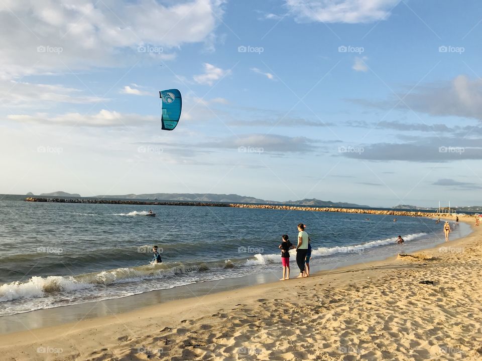 afternoon of relaxation, family, shore, seaside