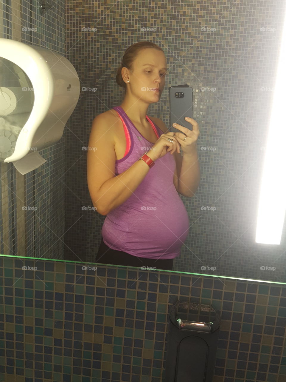 selfie pregnant