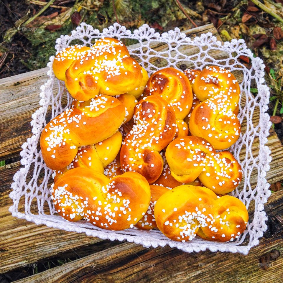 lucia buns sweden