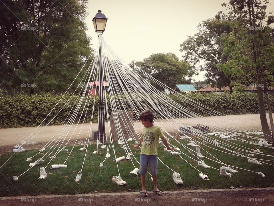 Funny situation whith a boy and shoes