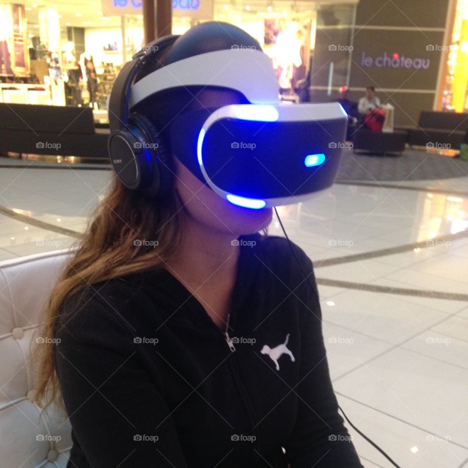 #playstation#game#gamer#games#play#vr#virtualreality#futuristic#2016#future#fun#playstation4#ps4#bluelight#