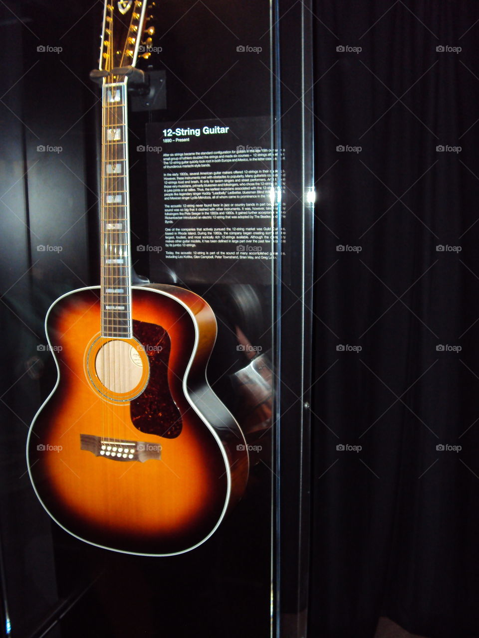 guitar exhibit-