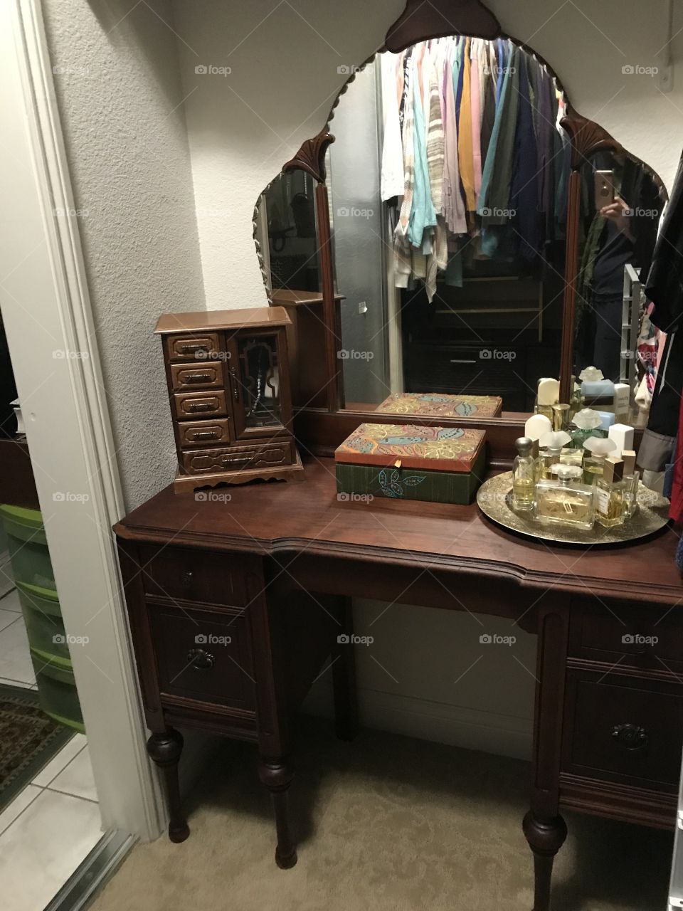 Antique dressing table