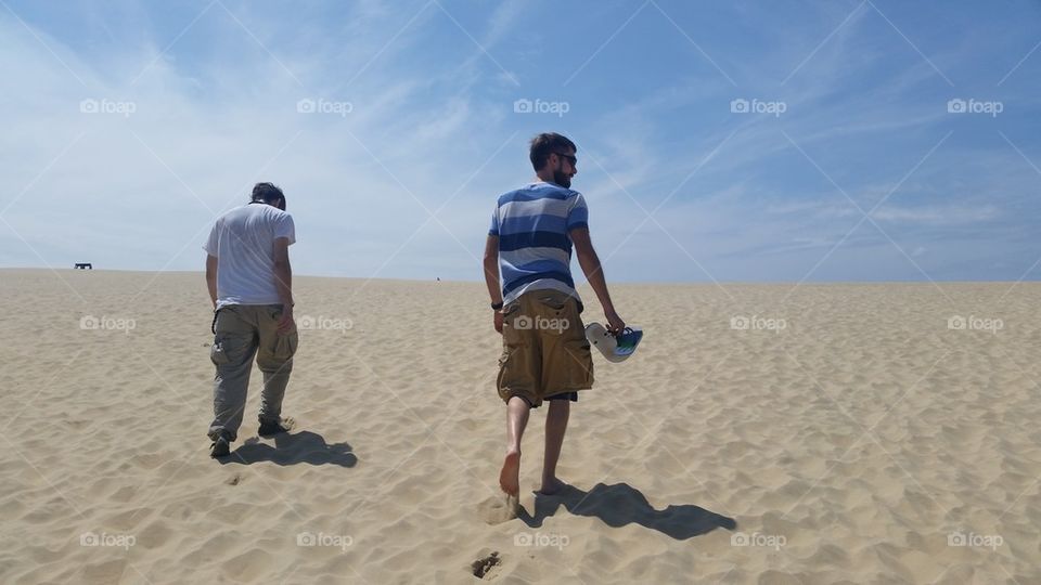 Walking on Dunes