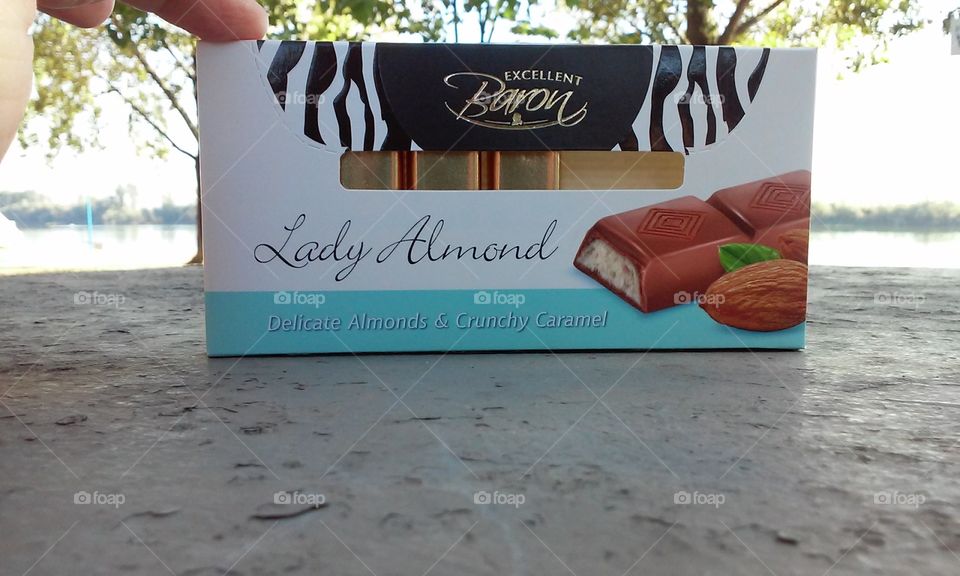 #chocolate#almond