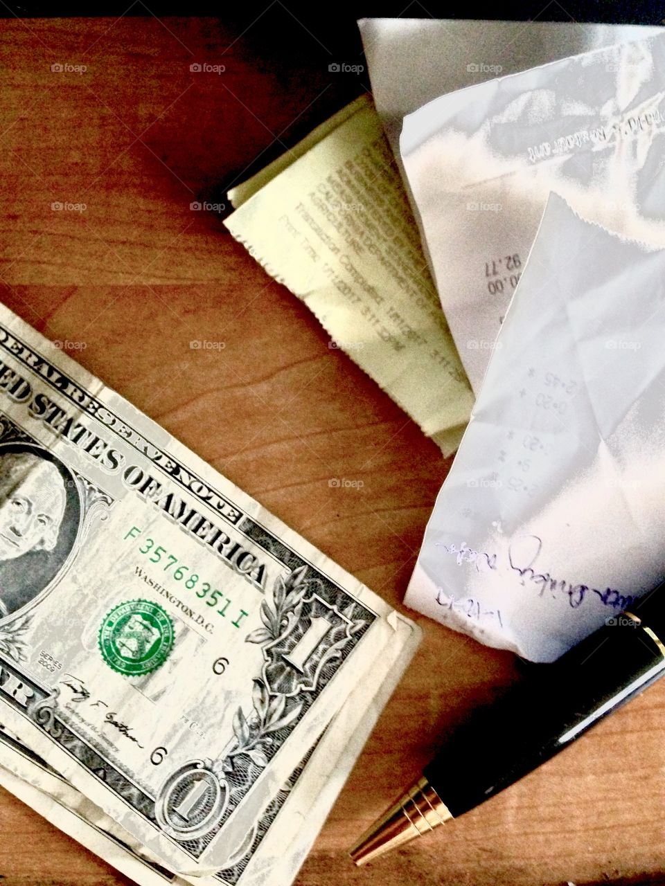 Receipts and Change 

Published by:
HappyBrownMonkey 