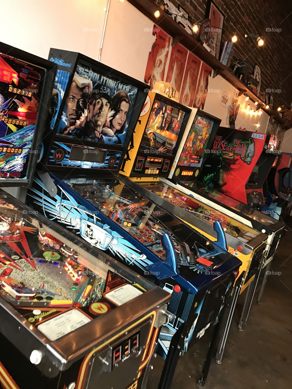 Retro pinball machines