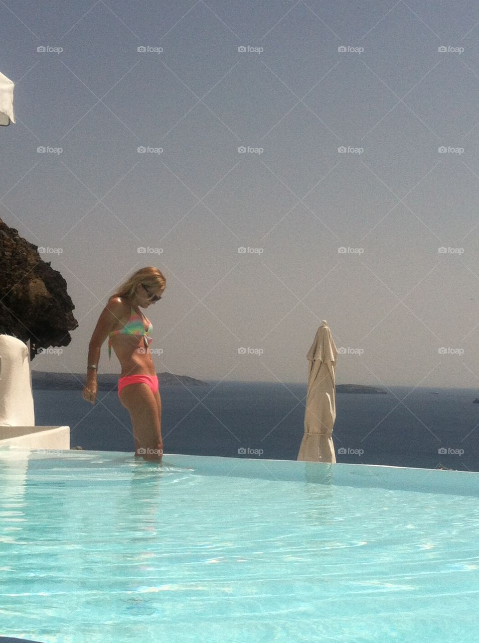 Edge of the world . Hotel pool in Oia on Santorini 