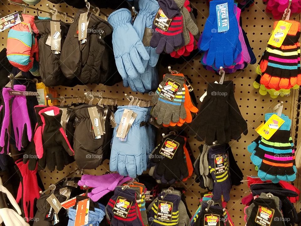 glove shopping