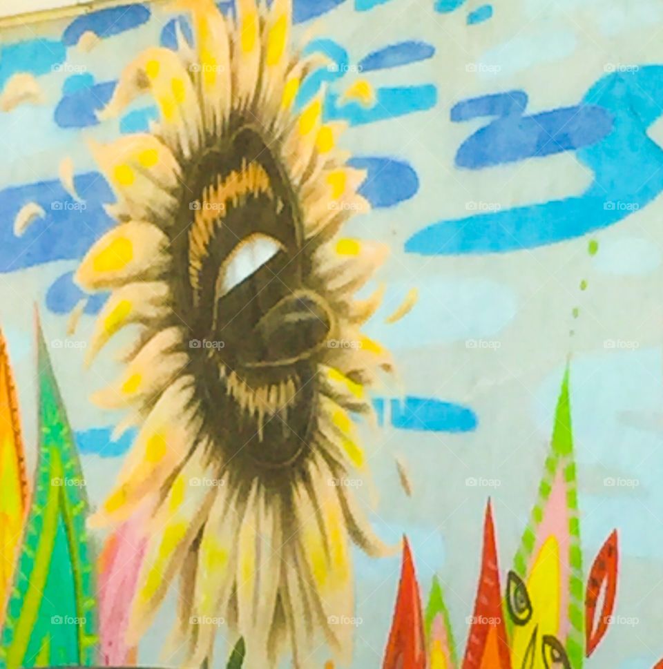 Brooklyn street art, happy sunflower #sunflower #nycstreetart #streetart #nyc 