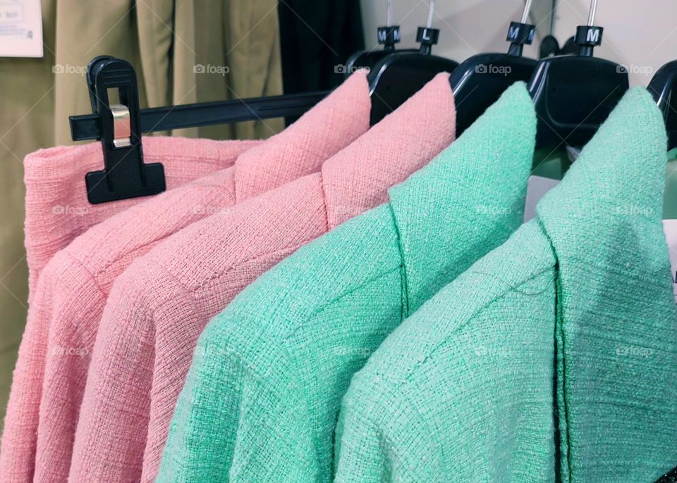 Shopping, Comlementary Colors