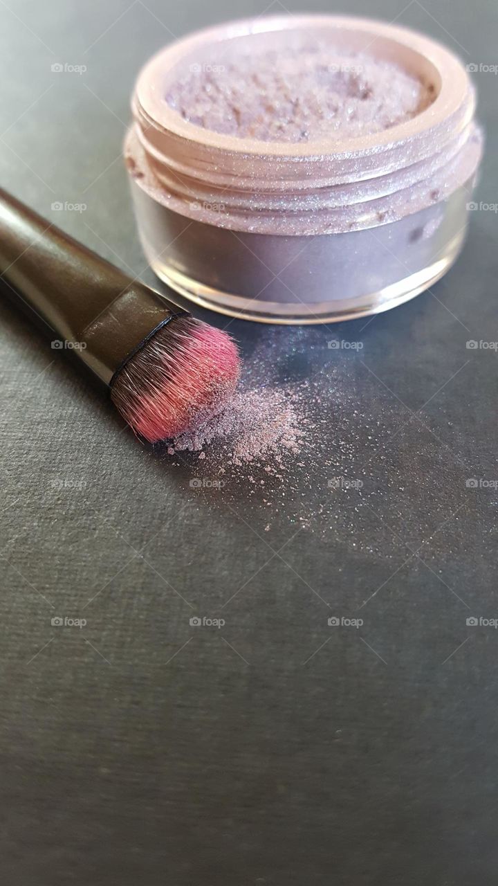 Eye Shadow and Brush