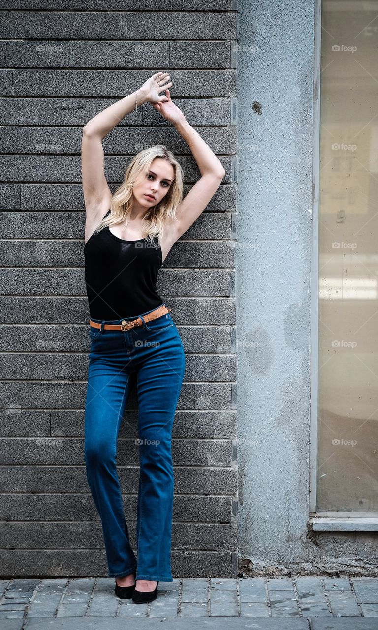 jeans