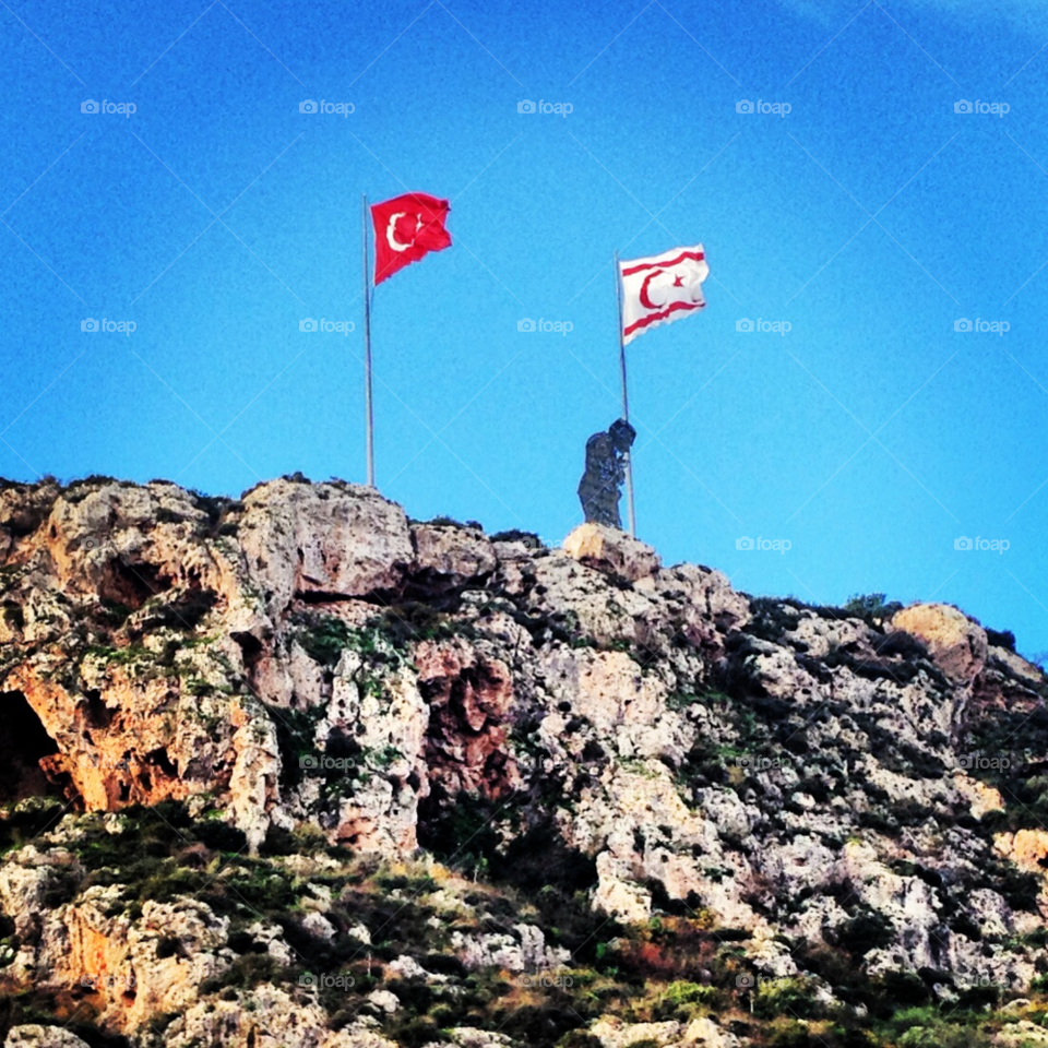 cyprus and turkısh flags red and white bllod and freedom kurnia by HoNoRaRy