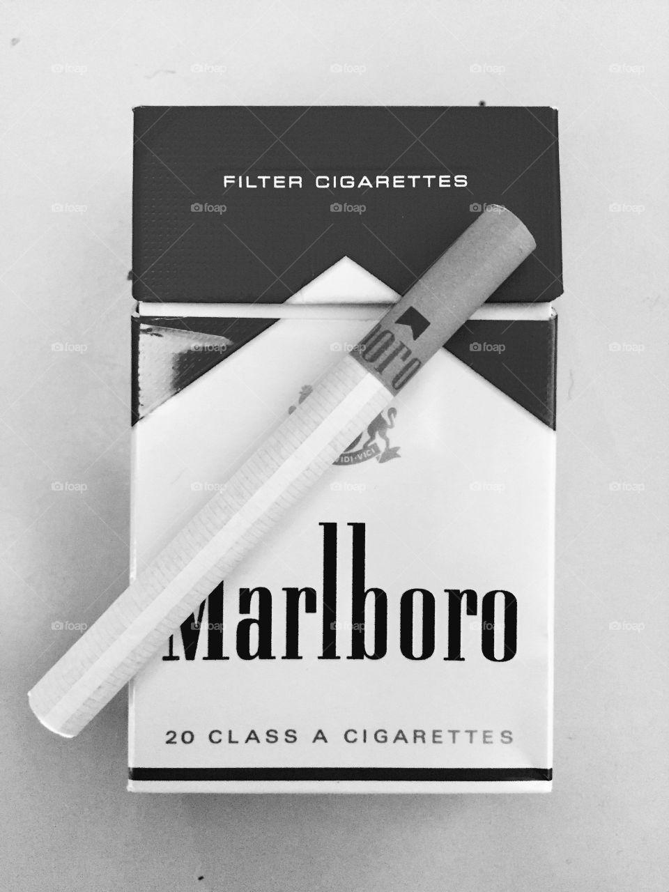 Marlboro
Cigarettes

