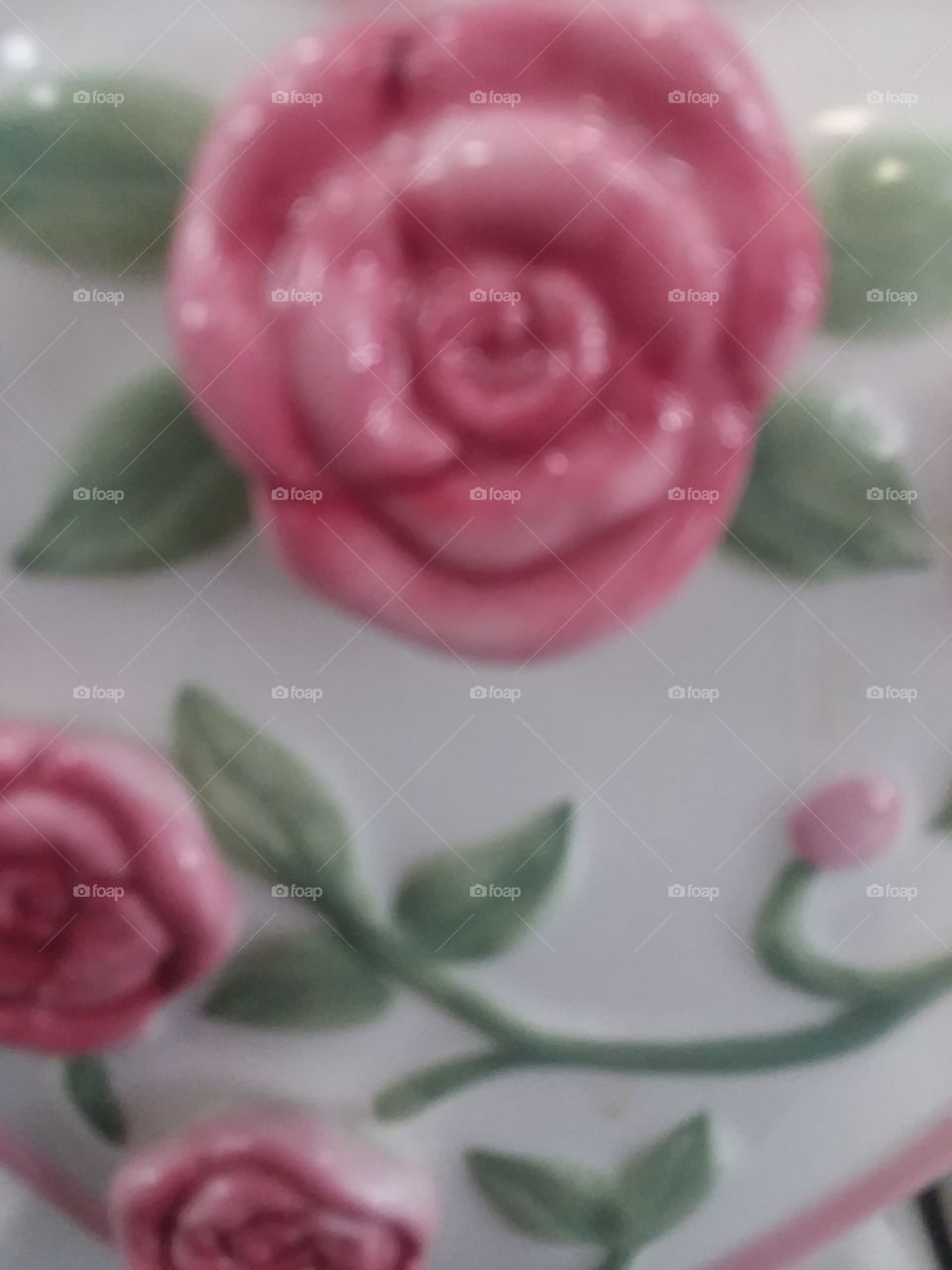 floral design on ceramic piece thrift store finds