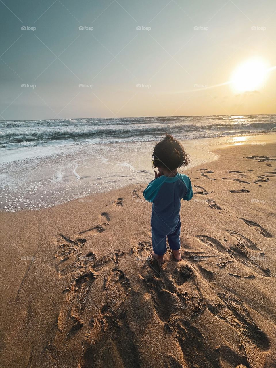 Vacay vibes , cause a little bit of summer is what a whole year is about..
“Sky above our heads. Sand beneath our feet. ...