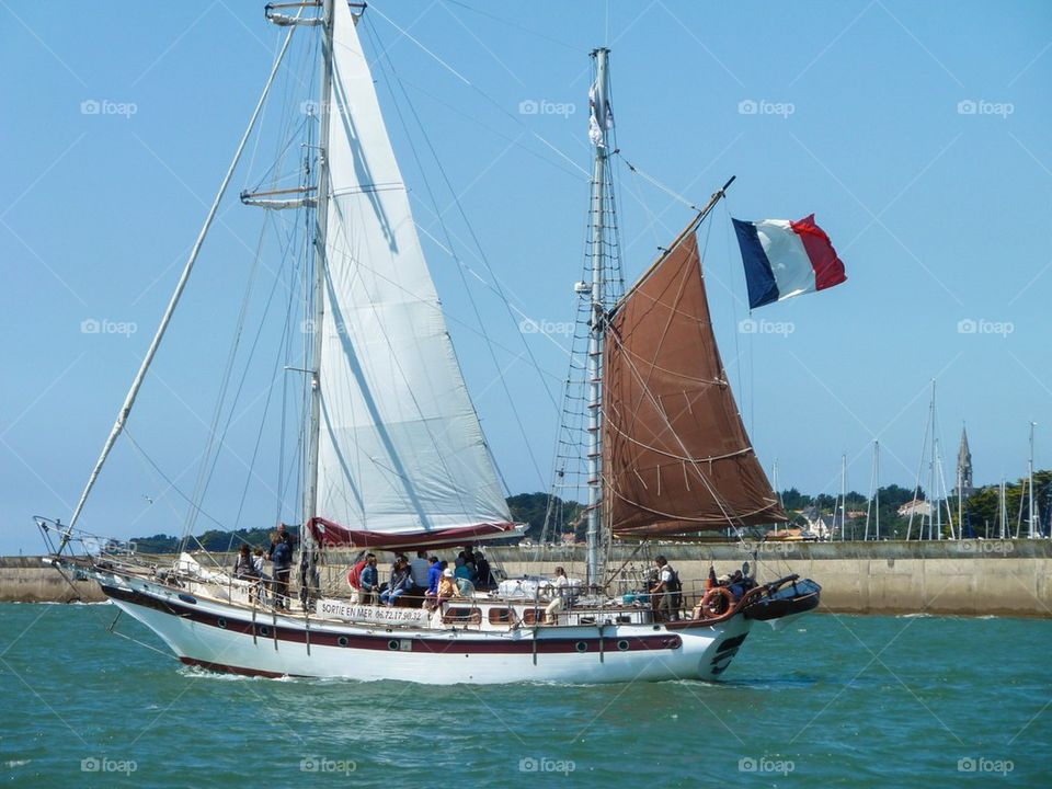 Sailing, France