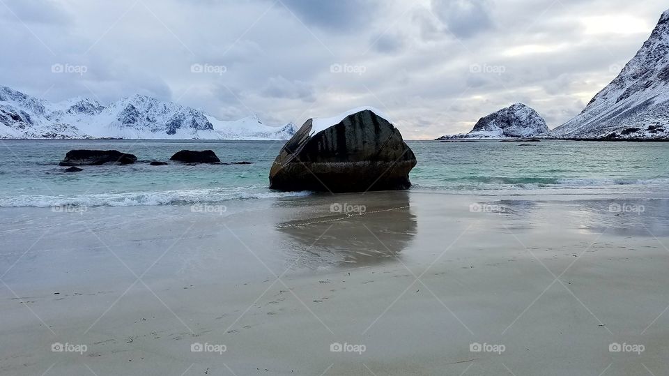 Surfers beach, Lofoten