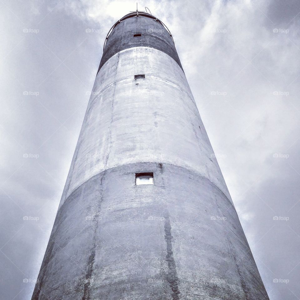 The Oak Island Lighthouse in black and white.